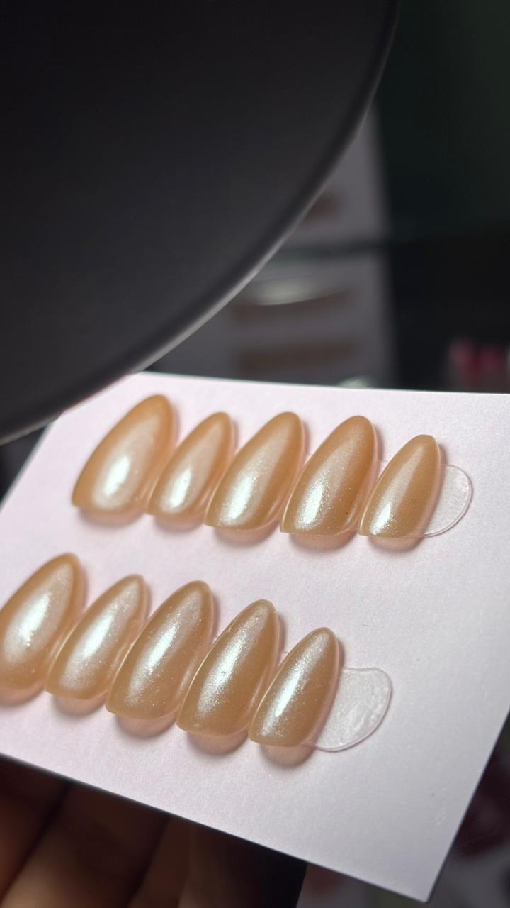 Chrome tips (short almond)