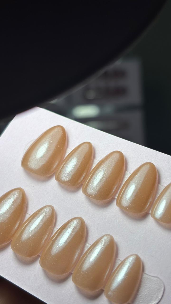 Chrome tips (short almond)