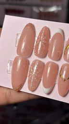 Festive magic (long almond)